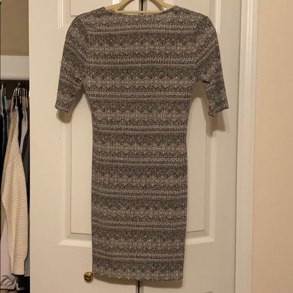 tribal dress - Picture 2 of 2